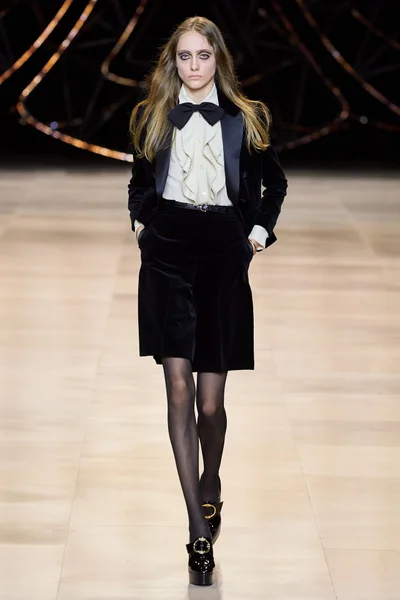 Look 111